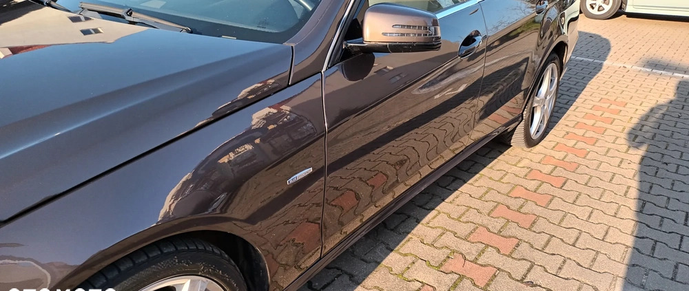 Mercedes-Benz Klasa E cena 37900 przebieg: 335000, rok produkcji 2011 z Warszawa małe 742